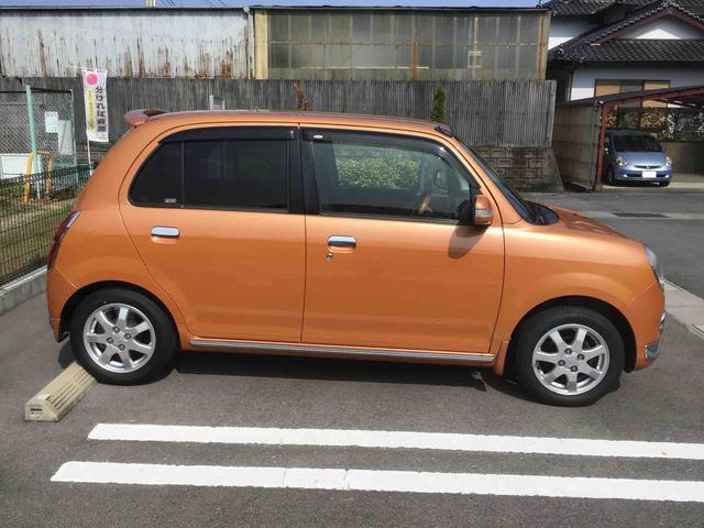 ダイハツ ミラジーノ