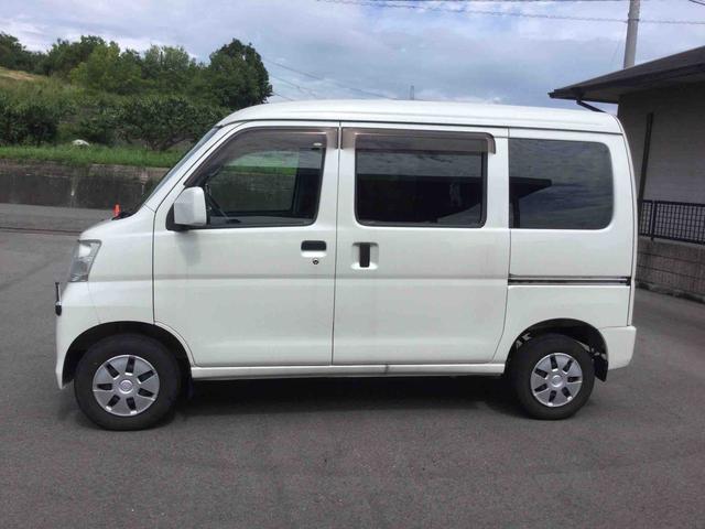 ダイハツ ハイゼットカーゴ