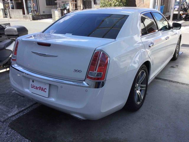 クライスラー ３００