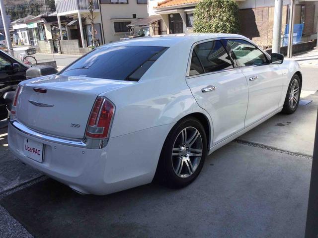 クライスラー ３００