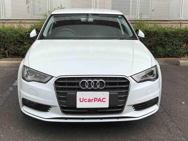 アウディ Ａ３　セダン