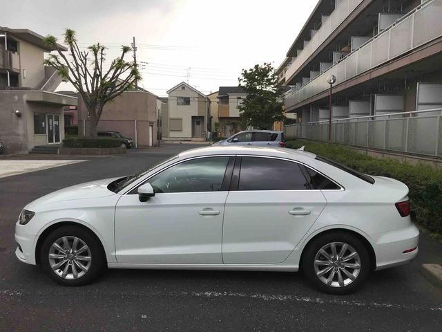 アウディ Ａ３　セダン