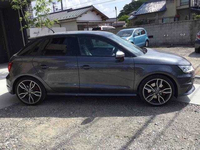 アウディ Ｓ１　スポーツバック