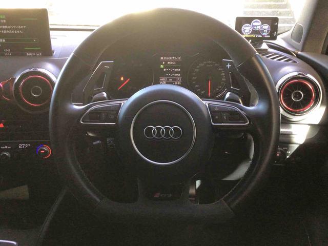 アウディ ＲＳ３　スポーツバック