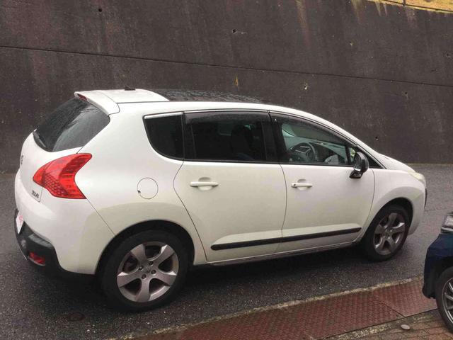 プジョー ３００８