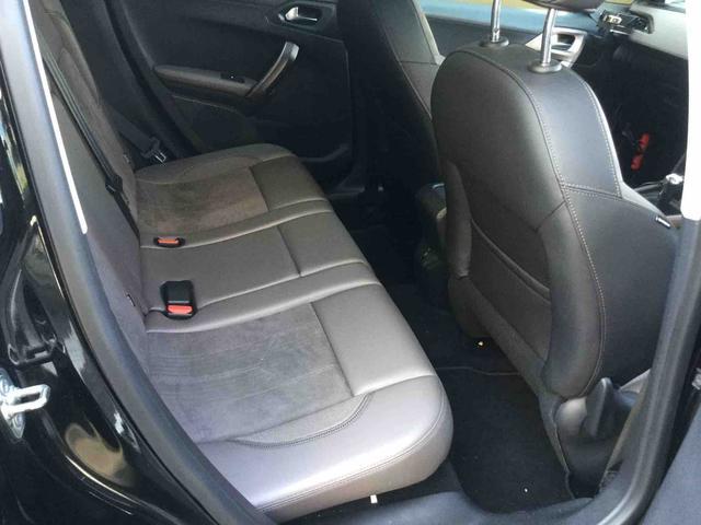 プジョー ２００８