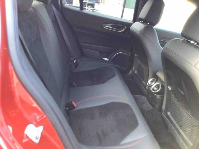 アルファロメオ ジュリア