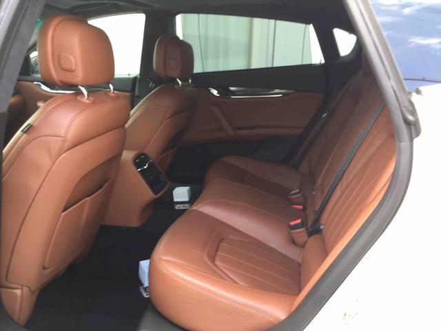 マセラティ クワトロポルテ