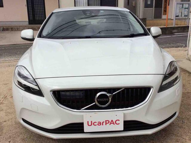 ボルボ V40