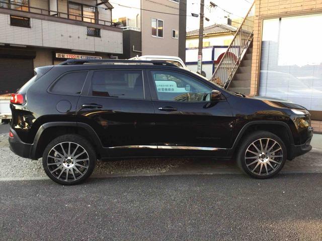 ジープ チェロキー