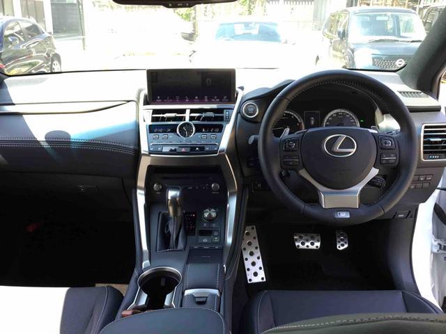 レクサス NX300