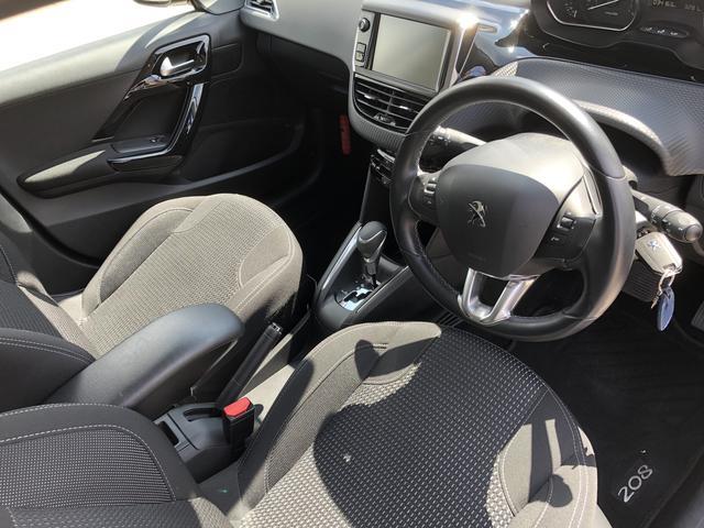 プジョー ２０８