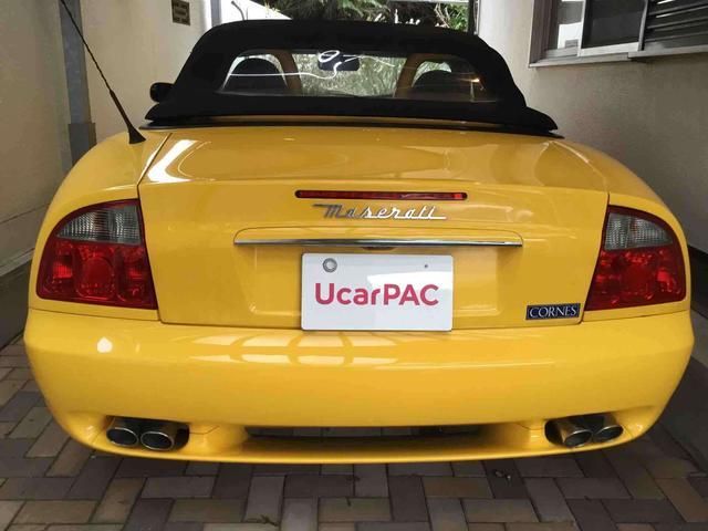 マセラティ スパイダー